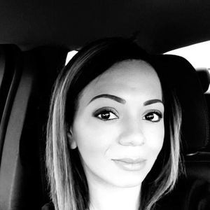 Meet your Posher, Lacey